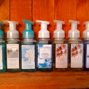 COPY - Bath and body works hand soap